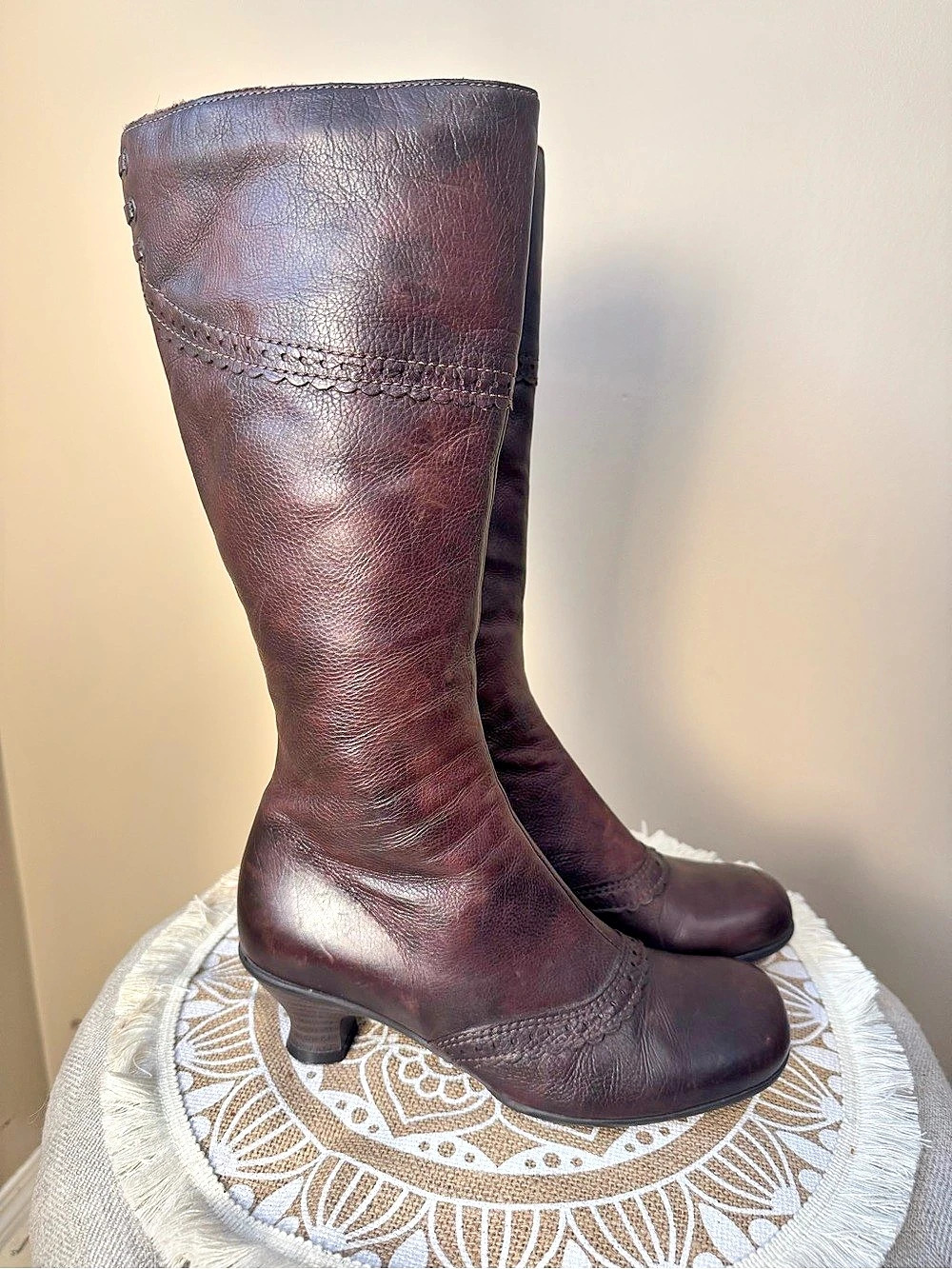 LA CANADIENNE Brown Leather Waterproof Tall Boots Size 7 Made in Canada